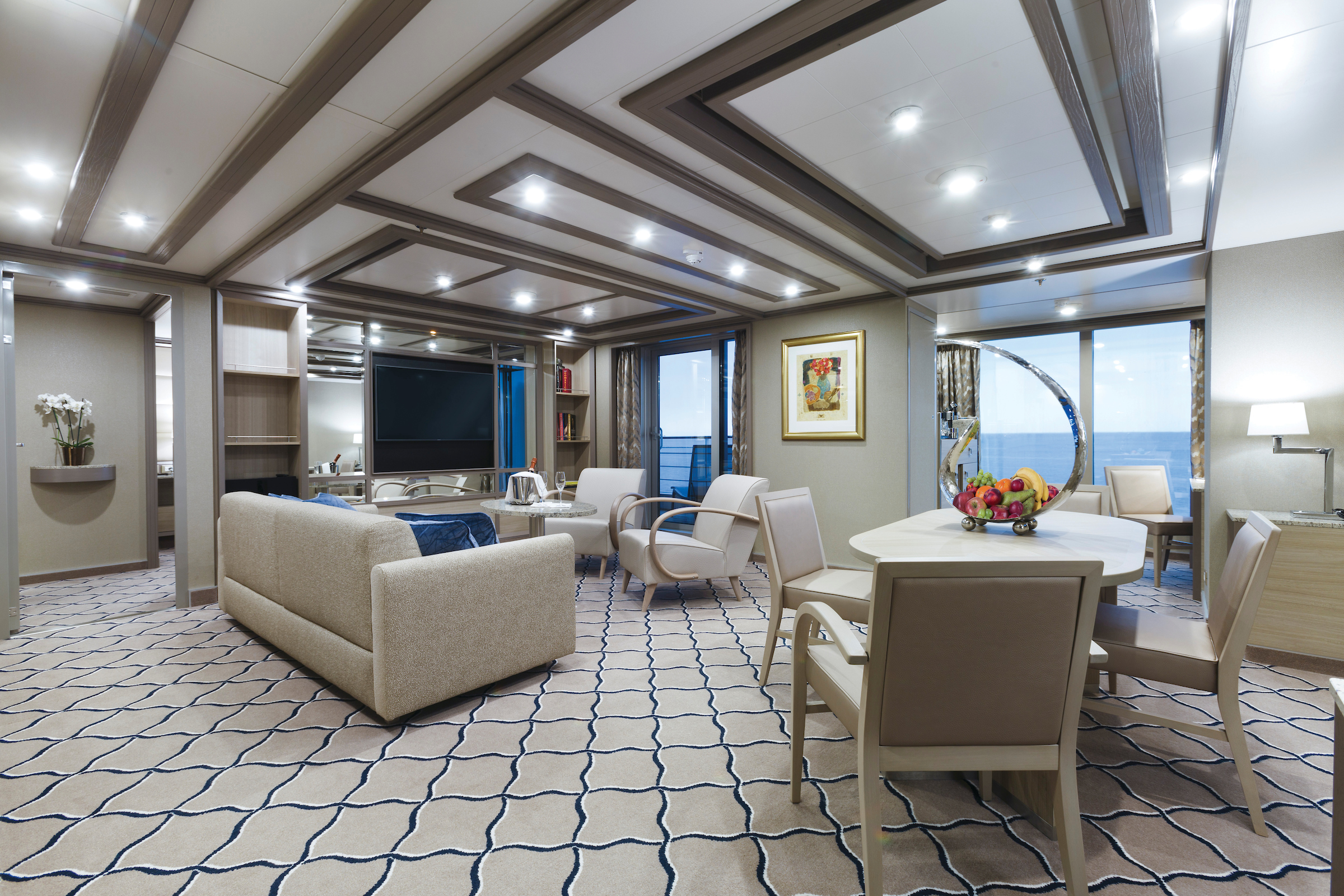 Silversea - Silver Spirit - Accommodation - Owner's Suite 2.jpg